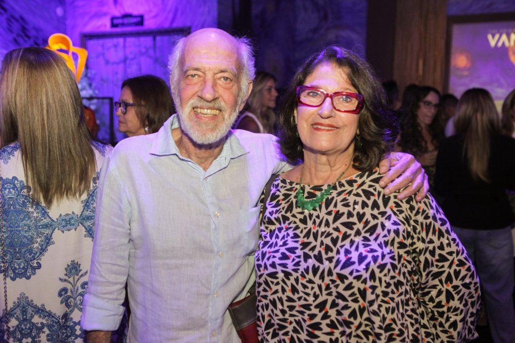 Silas De Paula E Nivia De Paula