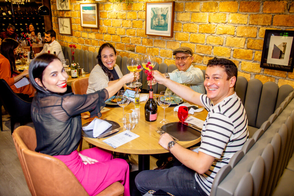 Silvia Almeida, Ana Cristina E Kilmer Castelo Branco, E Elton Vieira