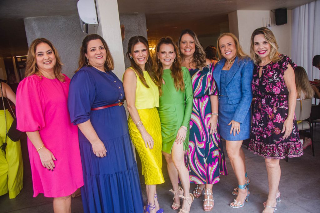 Simone Nikiles, Claudia Majela, Niedja Bezerra, Adriana Praxedes, Luciana Colares, Fernanda Arruda E Lilian Porto