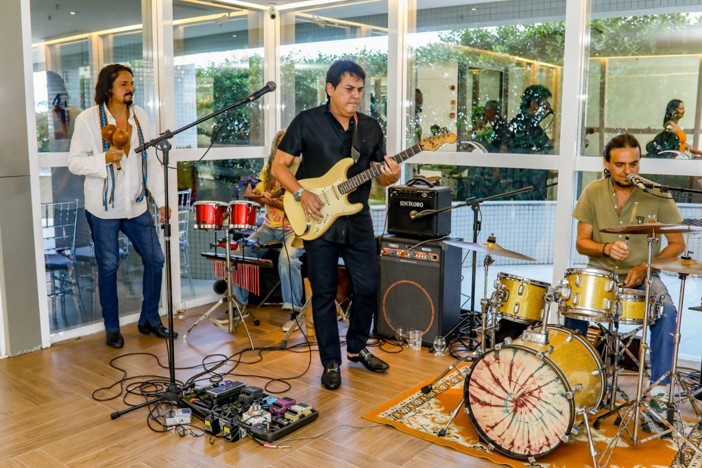 Tarcisio Porto E Renegados Alem Dos Rotulos