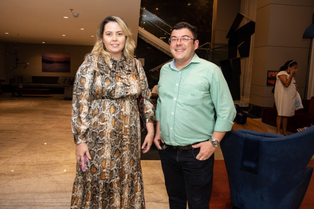 Taynara Almeida E Renan Lopes