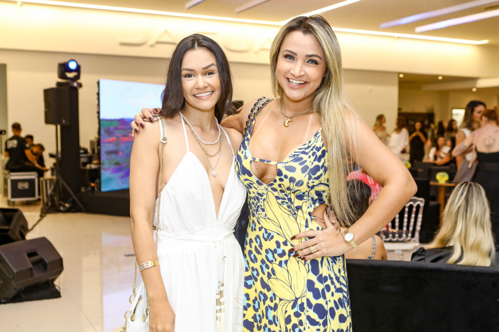 Thais Rodrigues E Tamyres Carneiro (2)