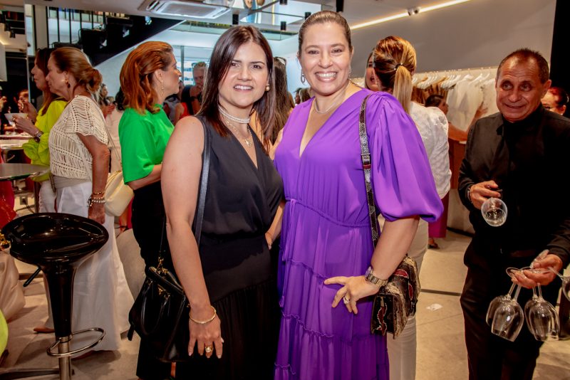 Dia Internacional da Mulher - Lenita promove talk show com a presença da jornalista de moda Mônica Salgado