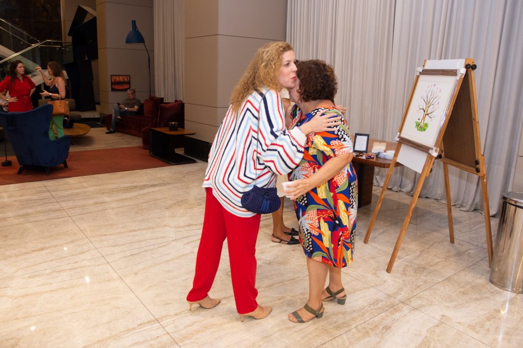 Ticiana Rolim Queiroz E Clivania Teixeira