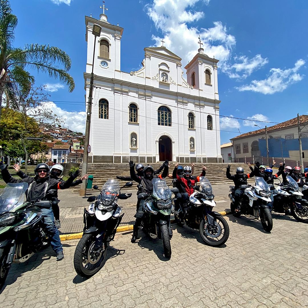 Marca britânica de motos Triumph promove evento exclusivo de imersão pela primeira vez em Fortaleza
