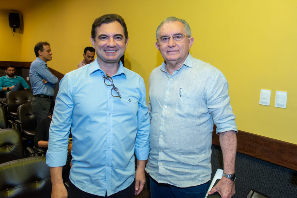 
				Valternilo Bezerra e Morais Vilar 
				
