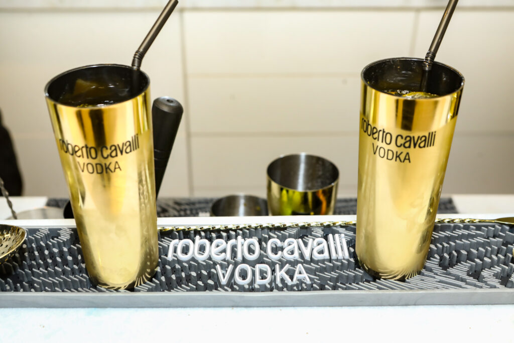 
				Vodka Roberto Cavalli 
				