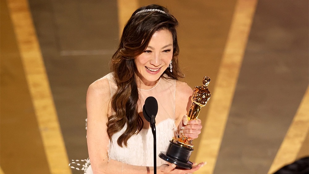 Michelle Yeoh é a primeira mulher asiática a ganhar Oscar de Melhor Atriz