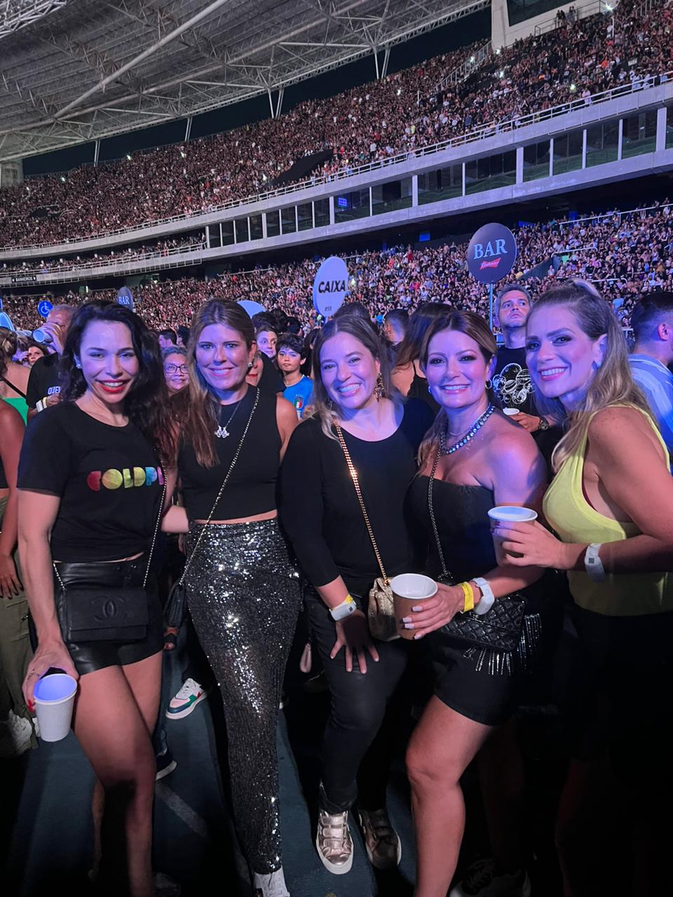 Cearenses tomam a rota do Rio de Janeiro para curtir show do Coldplay