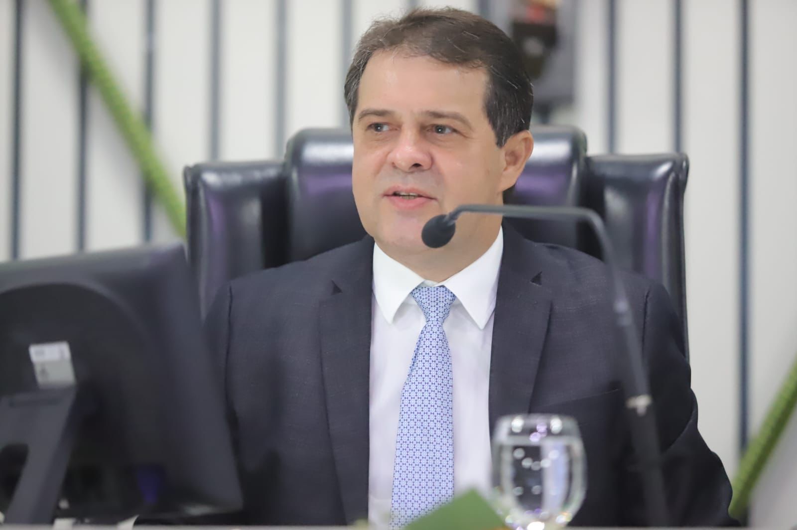 Alece realiza reunião com Ceará, Fortaleza e FCF sobre campanha de arrecadação de alimentos nas finais do Cearense