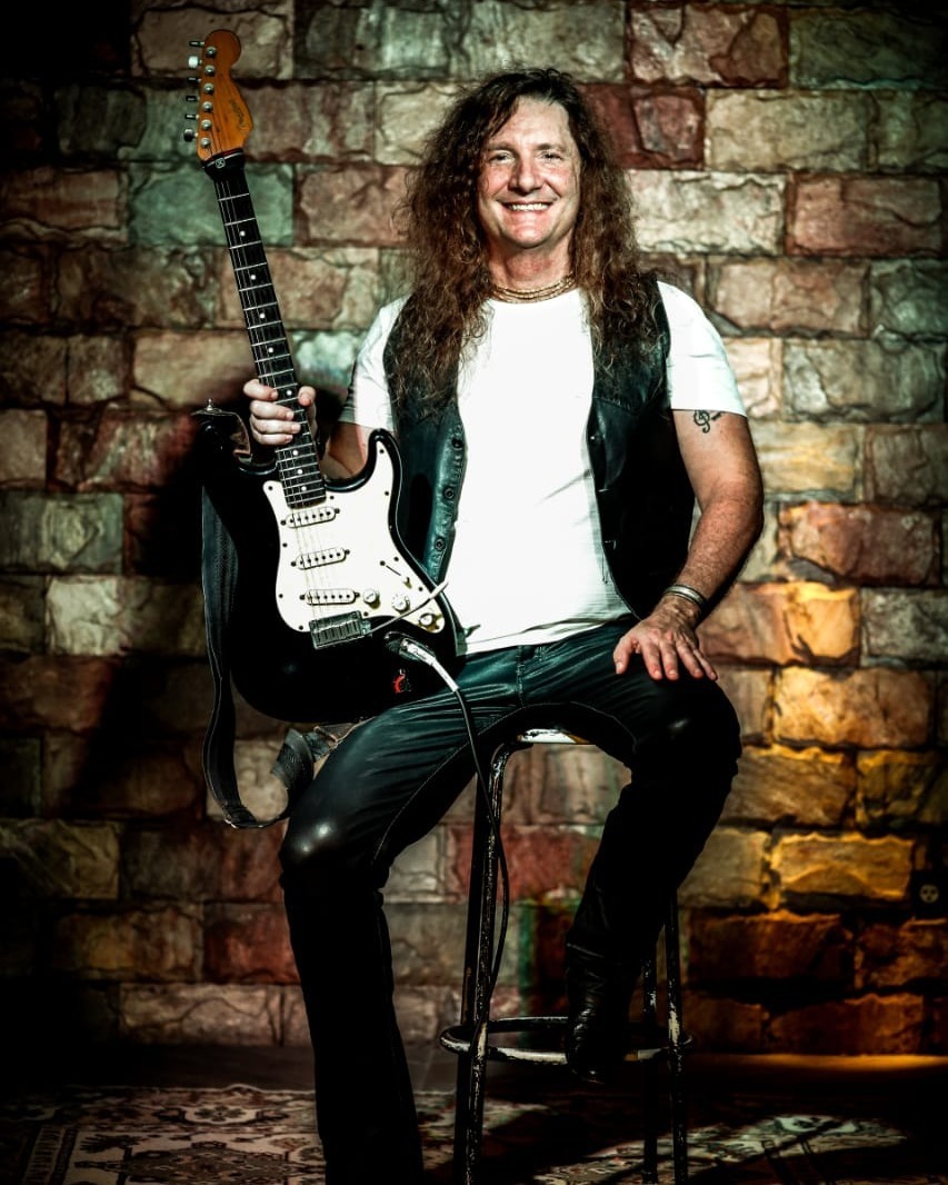 Fabio Rizental apresenta “Noites de Minas”