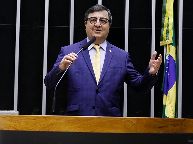 Danilo Forte diz que direção do União Brasil não dialogou sobre indicação de ministros: “Uma coisa de cima pra baixo, e de fora pra dentro”