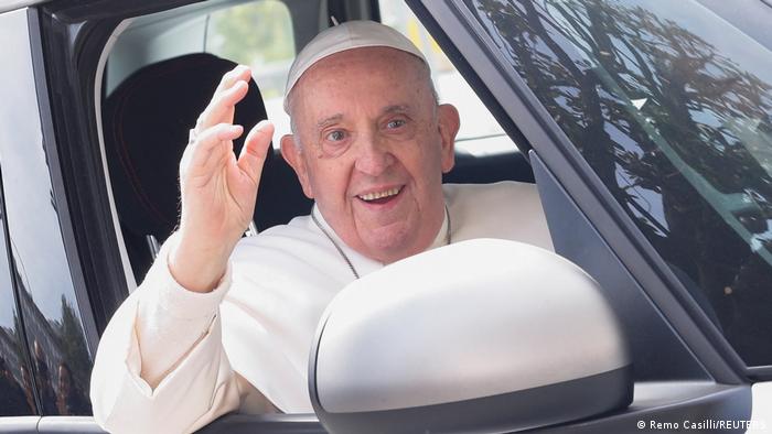 Papa Francisco cancela participação na Via Sacra no Coliseu