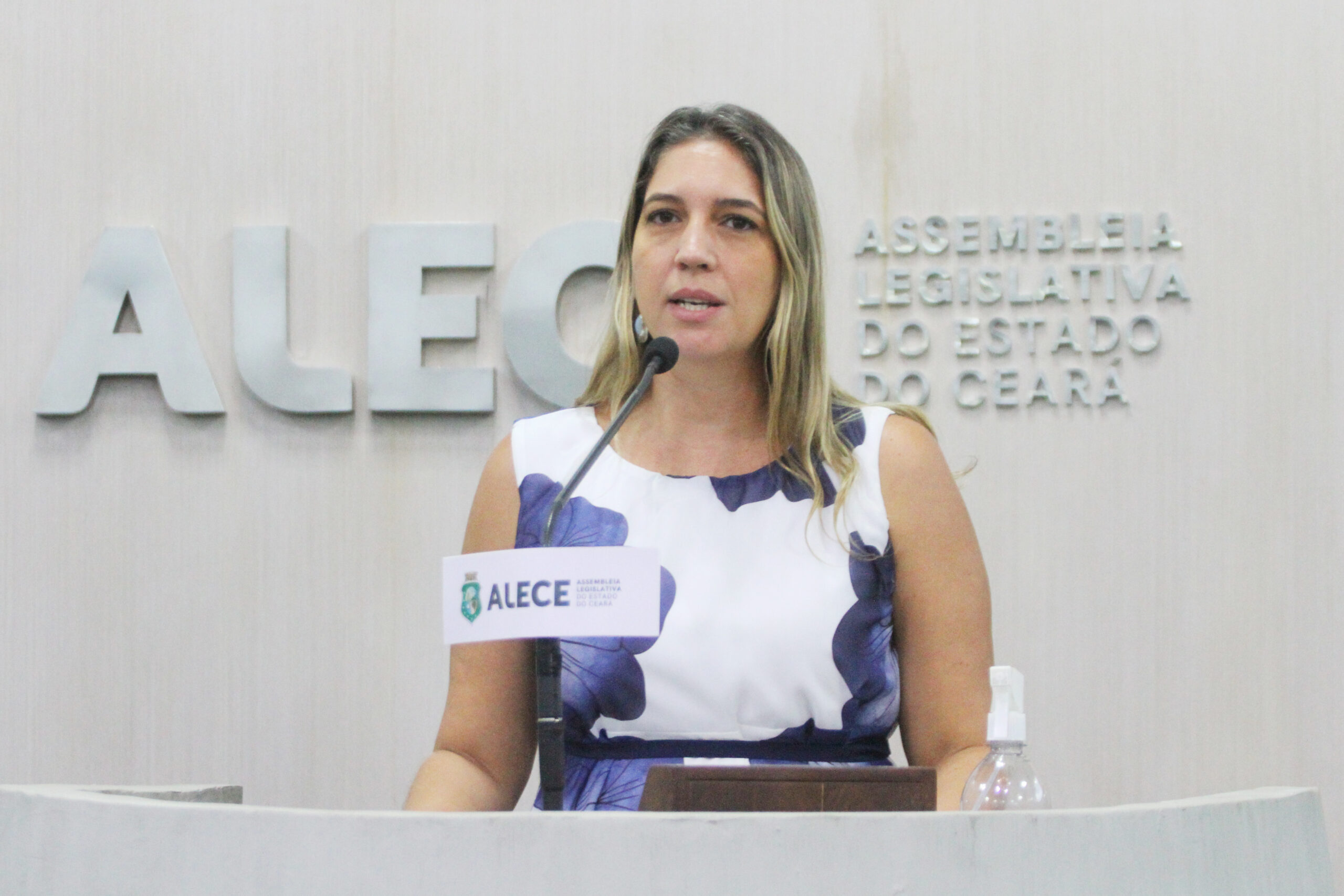 Larissa Gaspar destaca condenação de vereador de Russas por violência política de gênero no Ceará