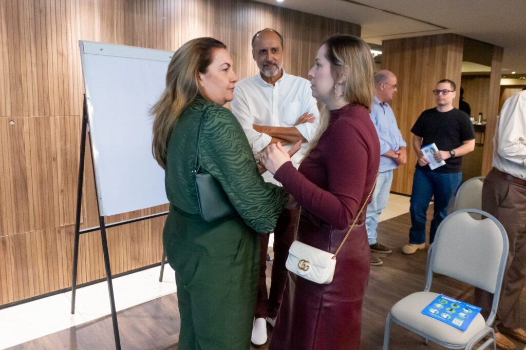 Alexandra Vasconcelos, Assis Gondim E Nanette Castelo Branco