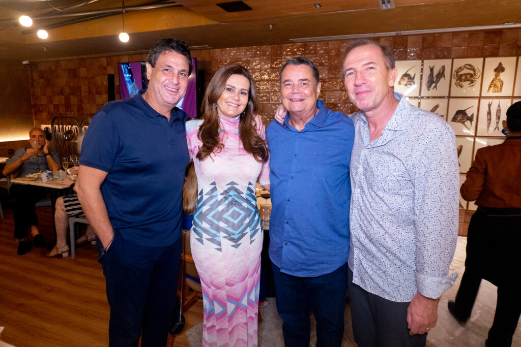 Alexandre Rangel, Ivana Bezerra, Dionisio Barsi E Philippe Godefroit(2)