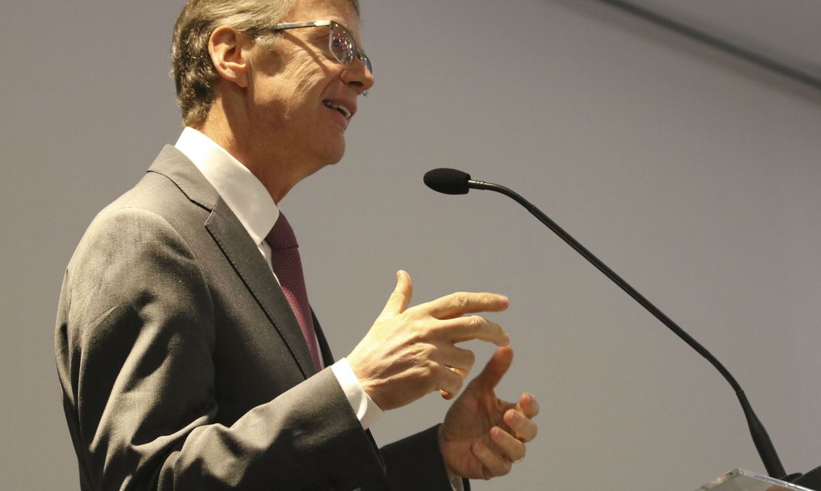 Morre Paulo de Tarso Sanseverino, ministro do STJ, aos 63 anos em Porto Alegre