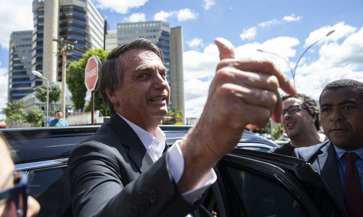 Em depoimento à PF, Bolsonaro diz que post com fake news “foi acidental”