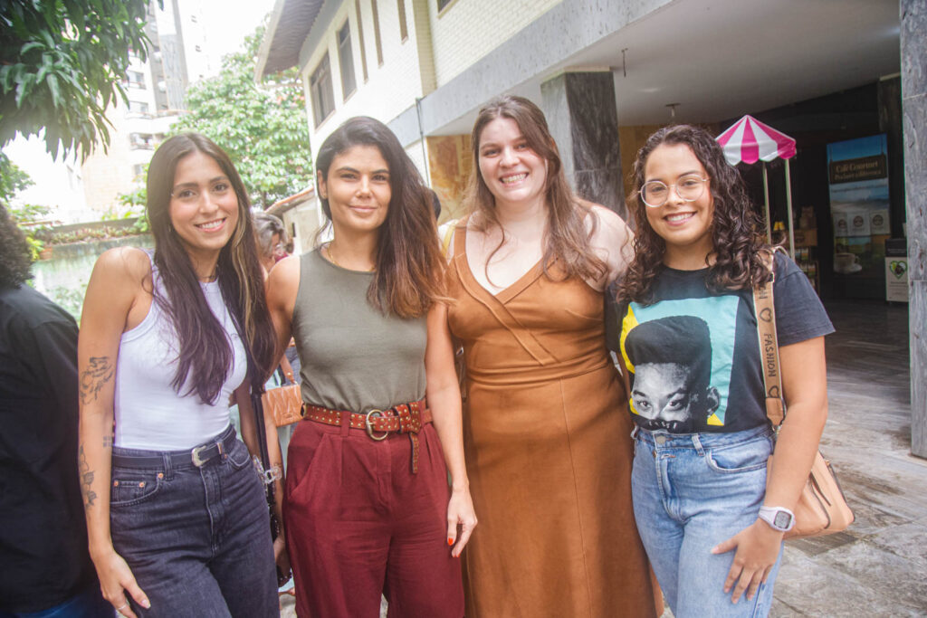 Bruna Sales, Beatriz Miranda, Camile Pinheiro E Lara Bianca