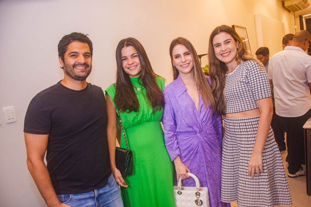 Bruno Becco, Priscila Ximenes, Lara Linhares E Lorena Peixoto