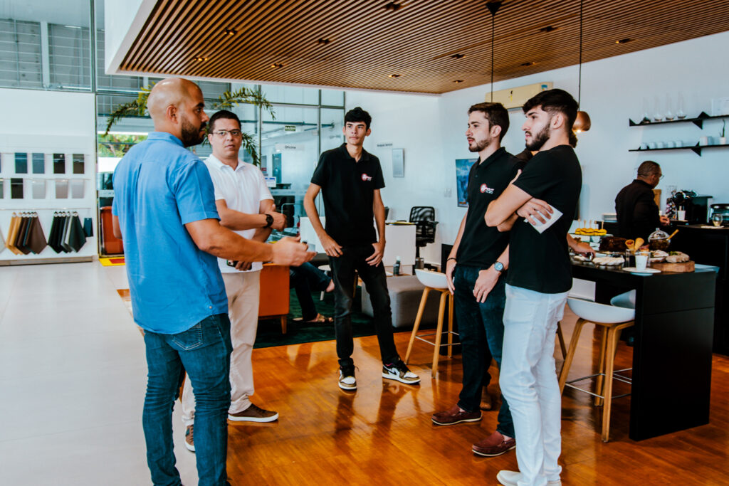 Café Da Manhã Na Volvo