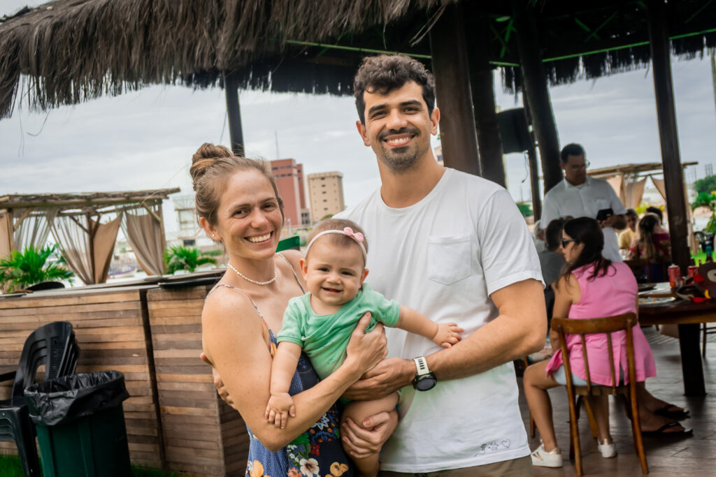 Carla E Violeta Nottingham, Léo Lima