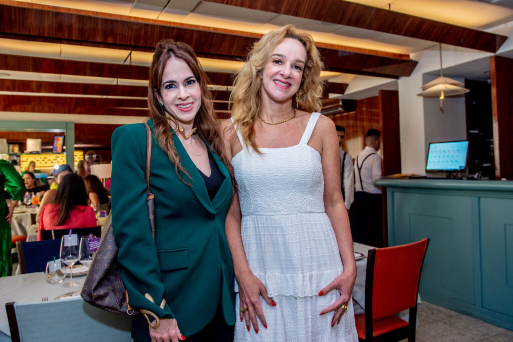 Clarissa Vale E Jovânia Frota