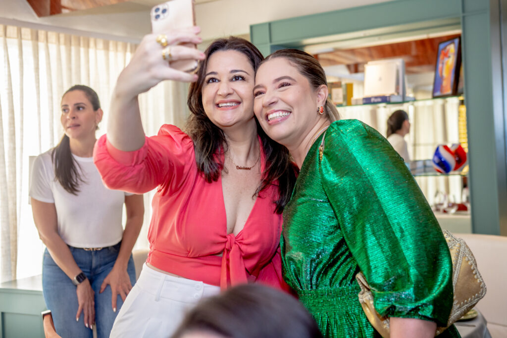 Cristiane Madeiro E Ana Claúdia Aguiar (3)