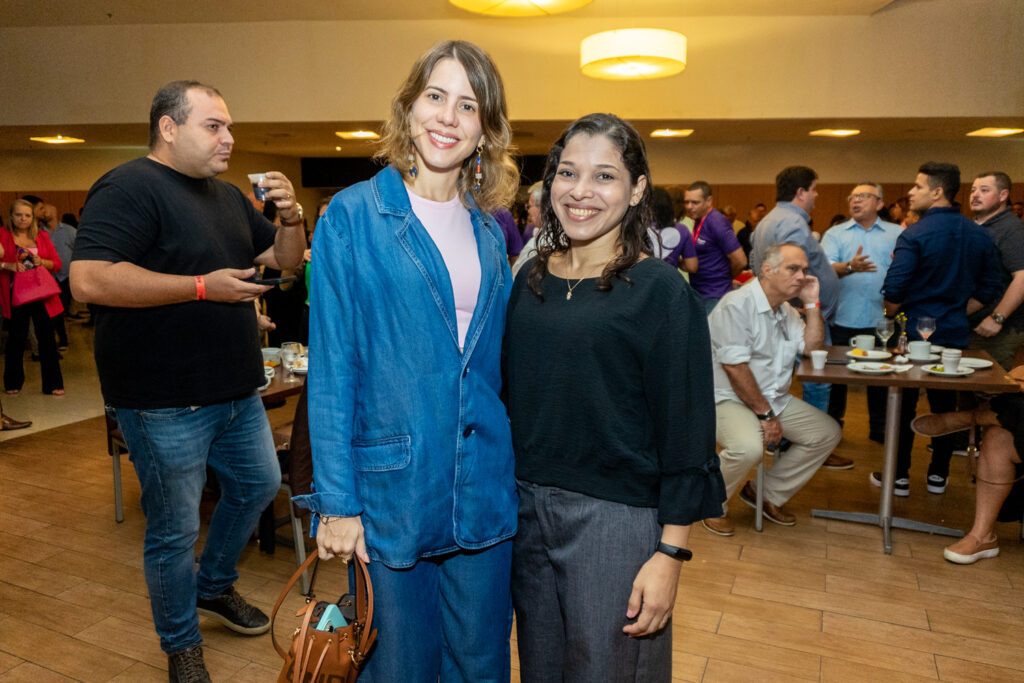 Eduarda Dubeux E Raquel Marques
