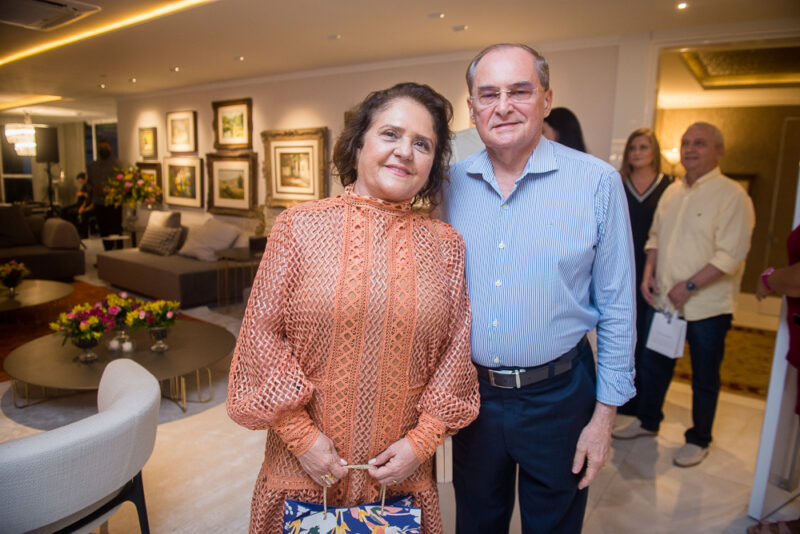 Chic e Intimista - Iracema Vale comemora seu aniversário rodeada pelo carinho de amigos e familiares