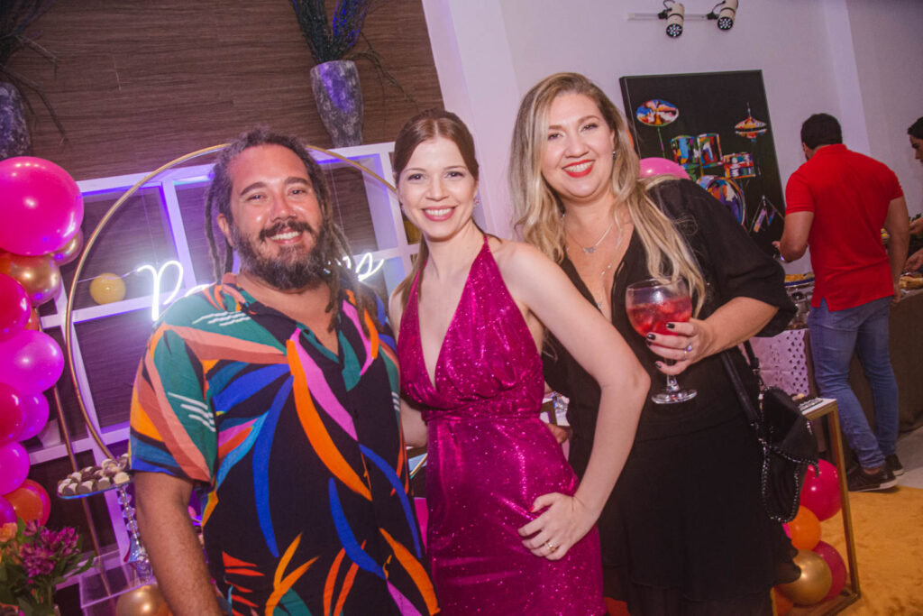 Felipe Braga, Rebecca Alves E Talita Melo