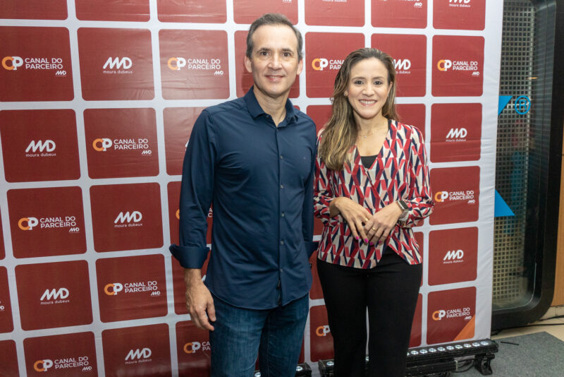 destaques do mercado imobiliário - Moura Dubeux premia corretores e imobiliárias campeãs do 1º trimestre de 2023