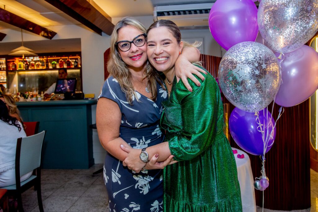 Georgia Philomeno E Ana Claúdia Aguiar