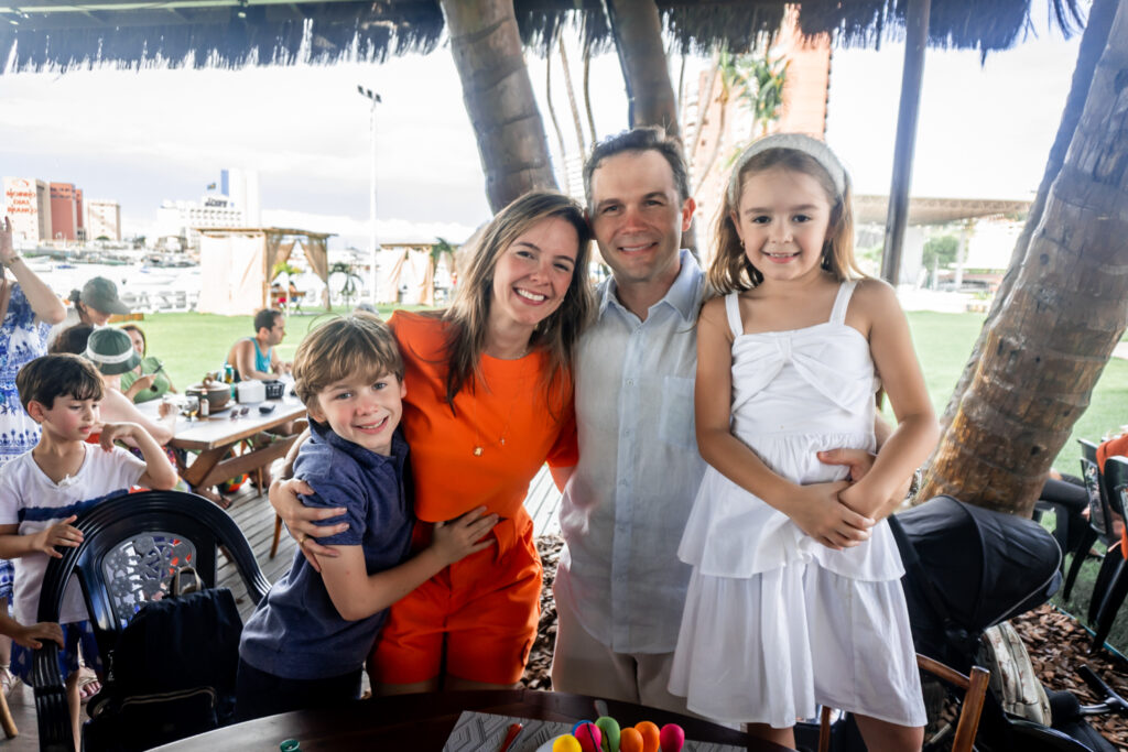 Guilherme De Albuquerque, Naiara Laurentius De Albuquerque, Fábio E Lina Albuquerque (2)