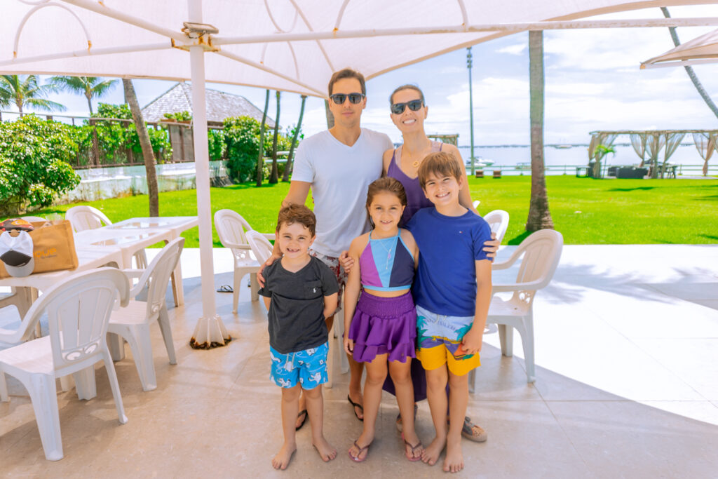 Guilherme Farias, Flavia, Henrique, Beatriz E Guilherme Carneiro