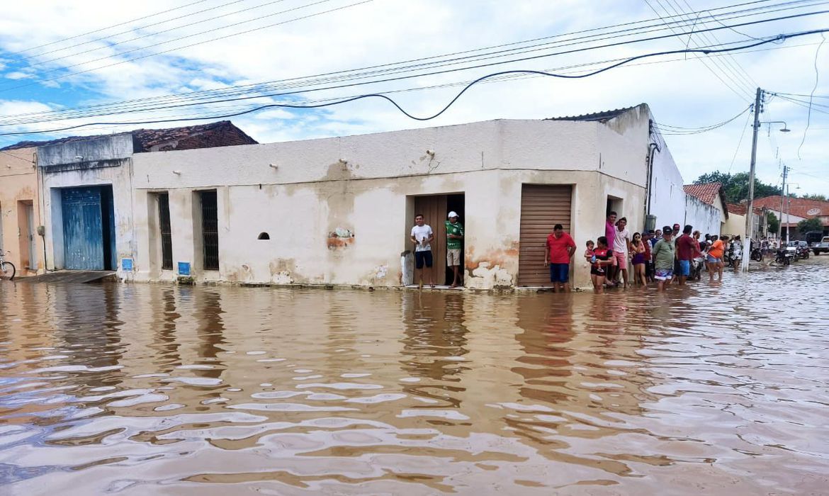 Barragens particulares de pequeno e médio portes no Ceará preocupam por risco de rompimento