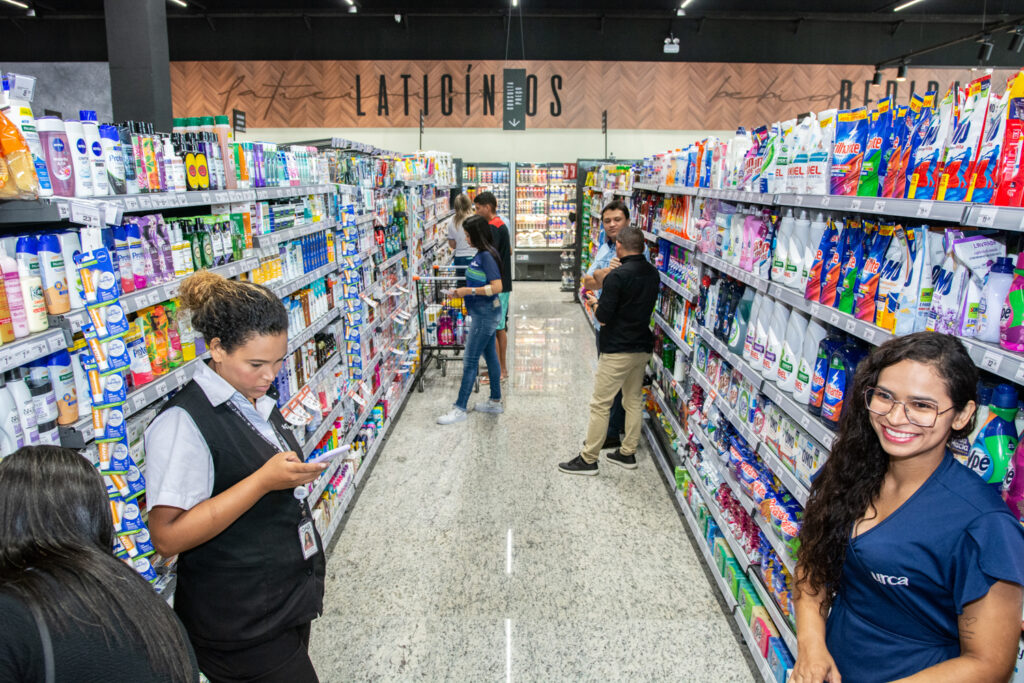 Inauguração Do Eco Beach Mall E Supermercado Pinheiro (14)