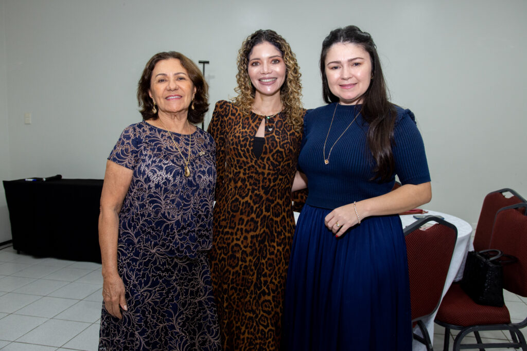 Iracema Nobre, Nagela Alcântara E Darla Lopes (2)