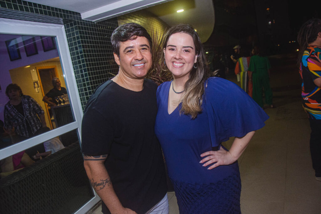 Jailson Oliveira E Roberta Pinto