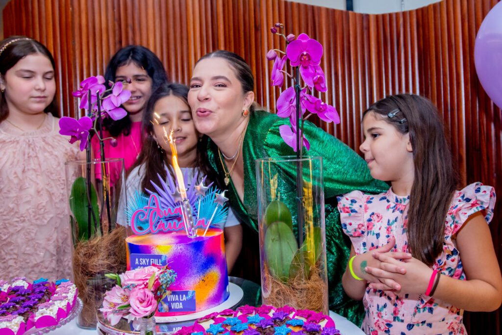 Júlia Lima, Maria Eduarda Lima, Ana Claúdia Aguiar, Maria Rosa Aguiar E Ana Cecília Lima (2)
