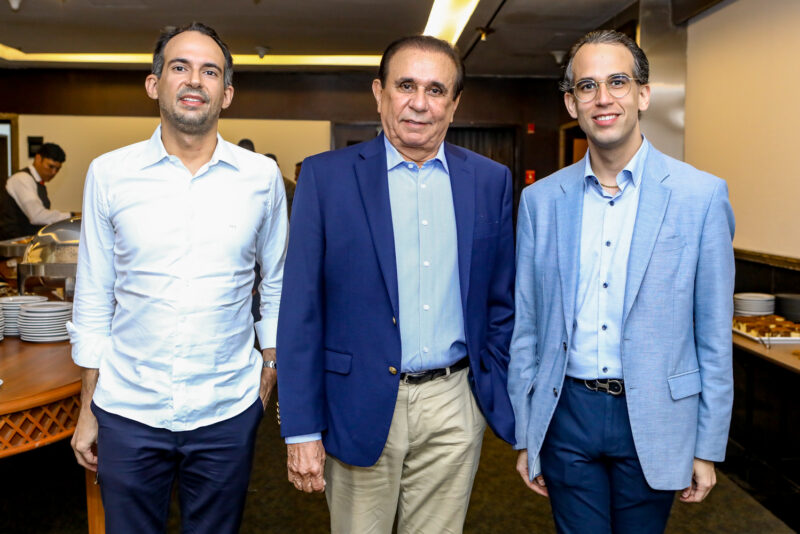 Liderança e planejamento - Ex-diretor do FBI, George Lazar Piro, profere palestra em evento promovido pela Corpvs Segurança