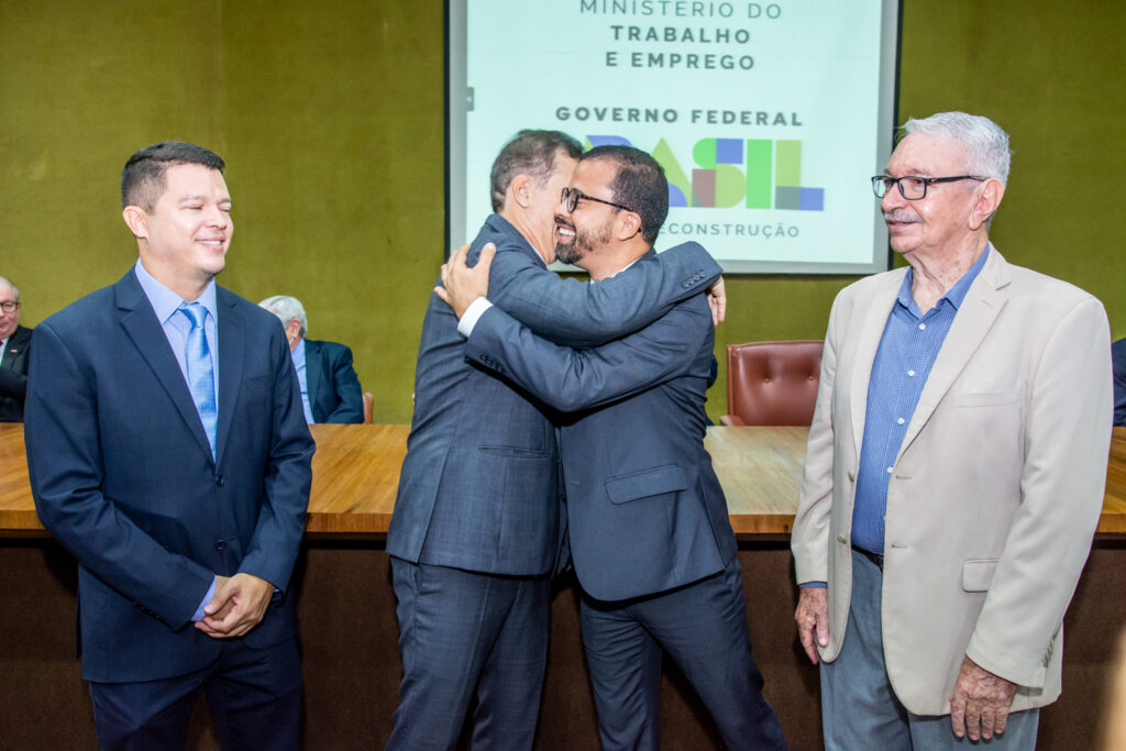 
				Klênio Lima, Carlos Pimentel, Carlos Silva e Sebastião de Abreu 
				