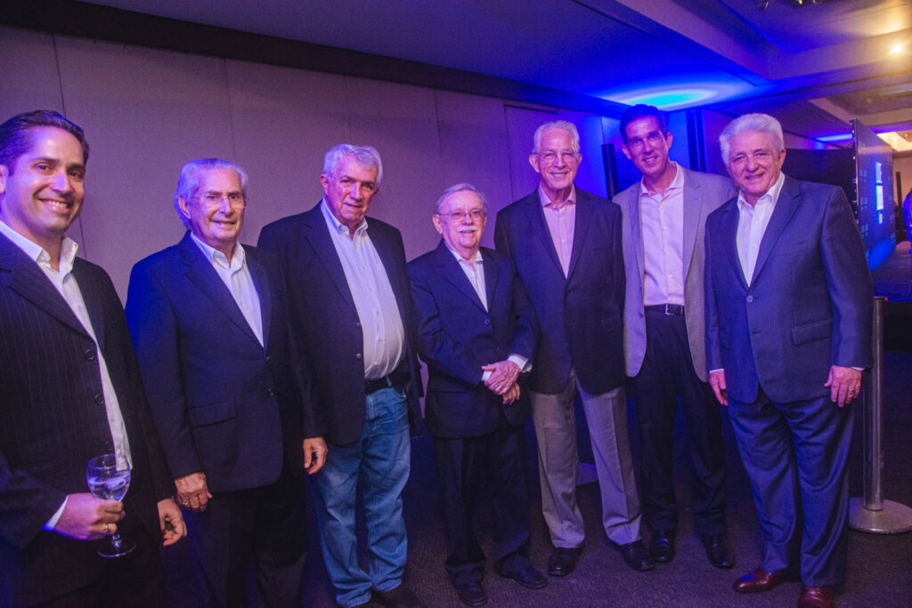 
				LIDE com Paulo Câmara 
				