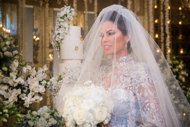 Chuva de arroz - Alegria e emoção dão a tônica do casamento de Lillyan Di Carlly e Dennis Bodstein