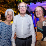 
				Lúcia, Lúcio e Luiza Alcântara 
				