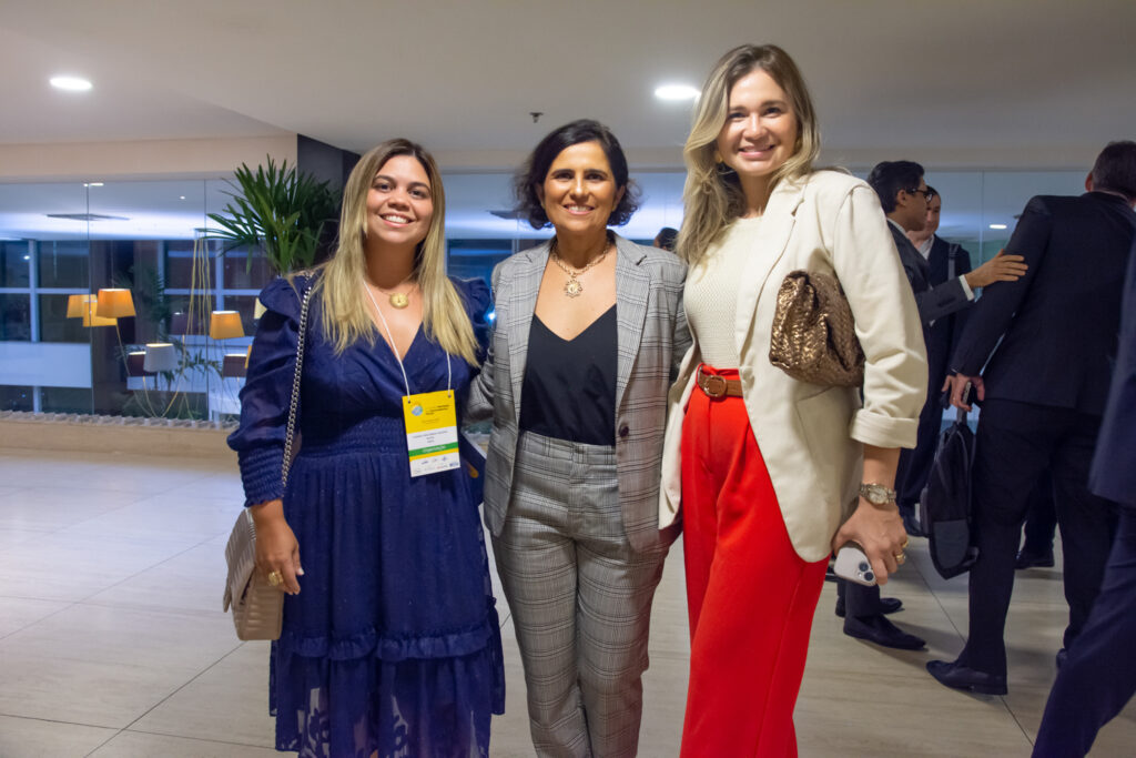 Ludiana Rocha, Micheline Camarço E Camily Cruz (2)