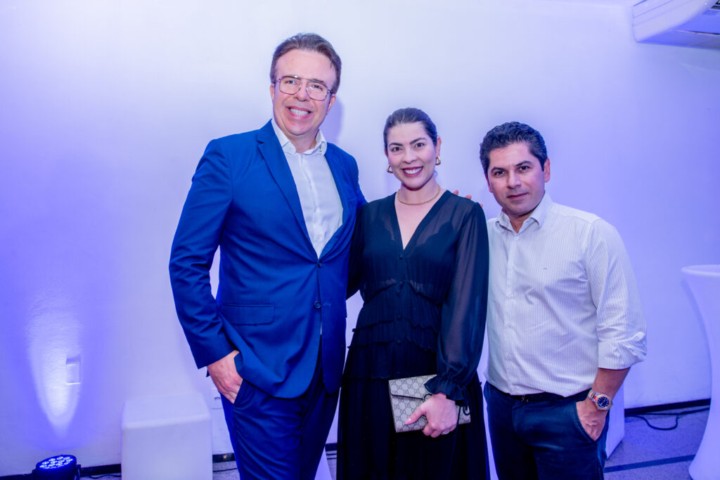 Marcio Paulino, Aline Morais E Pompeu Vasconcelos