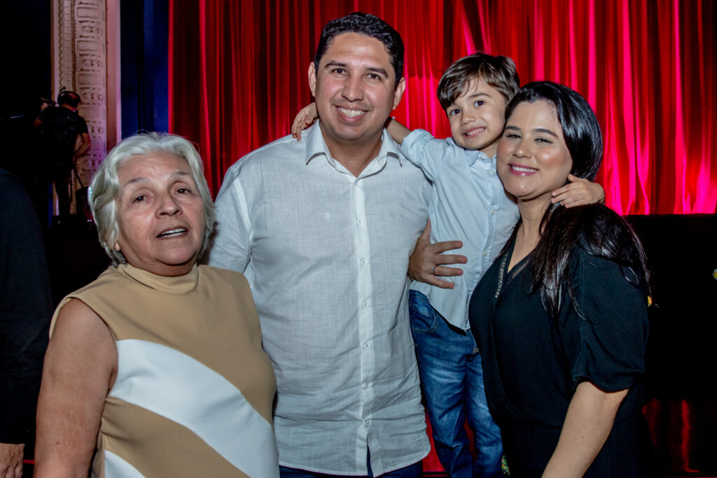 Maria Auxiliadora Bacelar, Diego Carvalho, Gustavo E Ana Bacelar