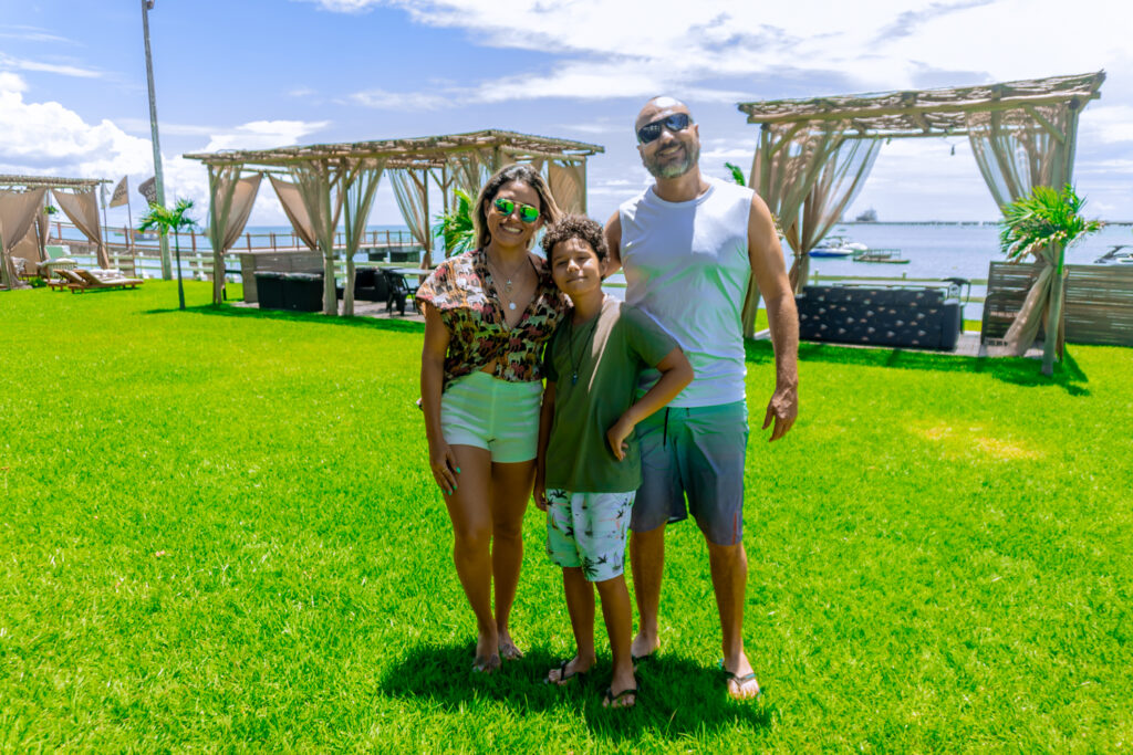 Mariana Marques, Mateus E Felipe Olinto