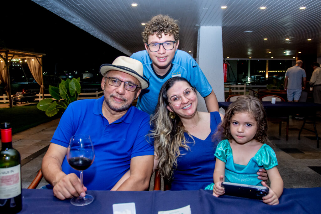 Moacir E Dário Soares, Rita Meire E Livia Soares